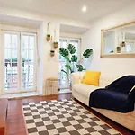 • Downtown • Walkable • Balcony * Lissabon